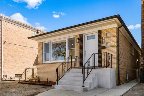 7943 S Blackstone Ave, Chicago, IL 60619