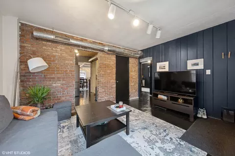 Living - 1720 Lyons St, Evanston, IL 60201 photo 2 of 3