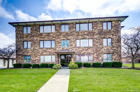 7515 Tiffany Dr #2W, Orland Park, IL 60462