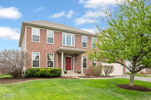 846 Preston Ln, Oswego, IL 60543
