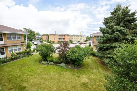 5916 N Odell Ave #5BB, Chicago, IL 60631