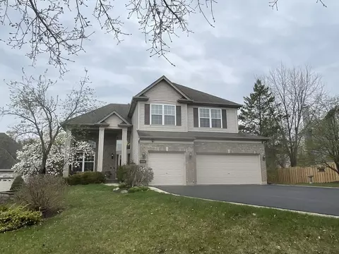 1510 Southridge Trl, Algonquin, IL 60102