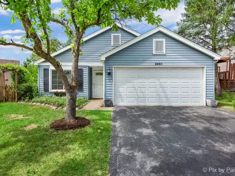 2460 Concord Dr, Woodridge, IL 60517