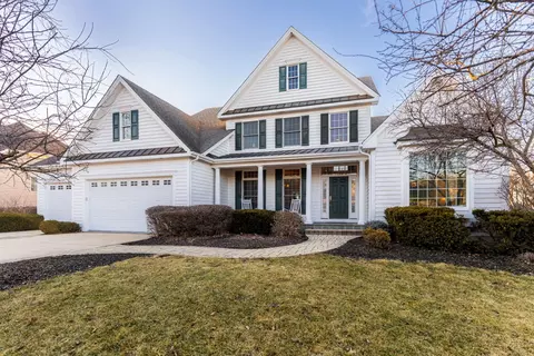 2217 Warrenville Ave, Wheaton, IL 60189