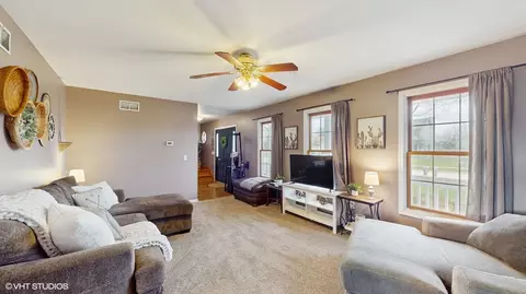 5708 Cobblestone Trl, Mchenry, IL 60050 photo 7