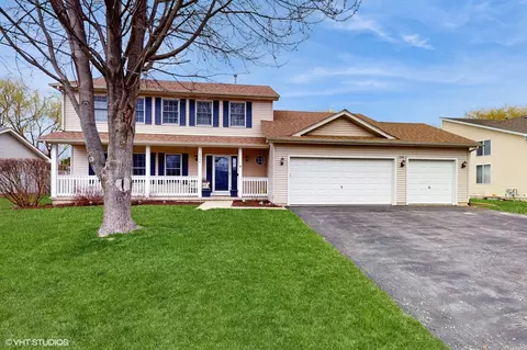 5708 Cobblestone Trl, Mchenry, IL 60050