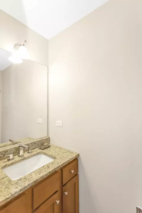 Bath - 500 Highland Ave, Algonquin, IL 60102 photo 1 of 8