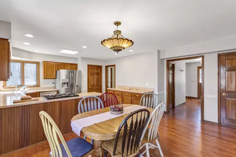 Dining - 500 Highland Ave, Algonquin, IL 60102 photo 1 of 4