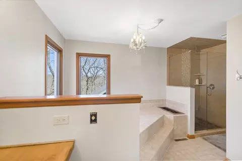 Bath - 500 Highland Ave, Algonquin, IL 60102 photo 4 of 8