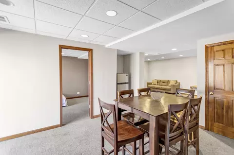Dining - 500 Highland Ave, Algonquin, IL 60102 photo 3 of 4