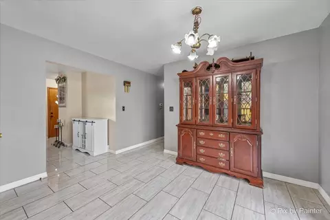 Other - 213 S Jane Dr, Elgin, IL 60123 photo 4 of 10