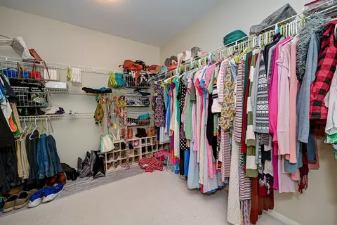 Other - 2136 Yale Cir, Hoffman Estates, IL 60192 photo 2 of 5