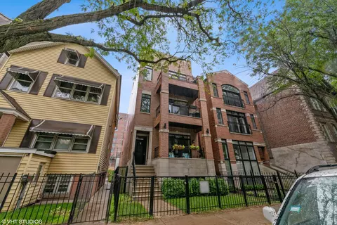 2715 N Kenmore Ave #2, Chicago, IL 60614