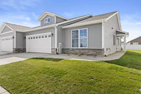 6373 Jasmine Ave, Portage, IN 46368