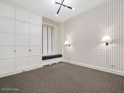 223 E Delaware Pl #3W, Chicago, IL 60611 photo 26