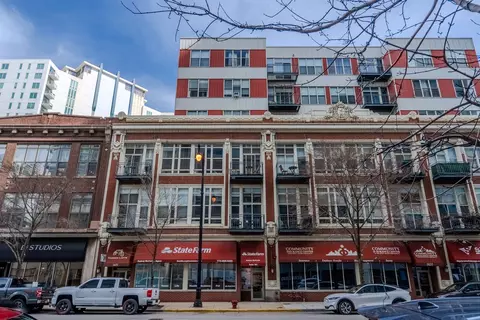 1631 S Michigan Ave #401, Chicago, IL 60616