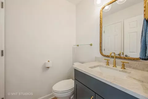 Bath - 1827 Golf View Dr, Bartlett, IL 60103 photo 3 of 3