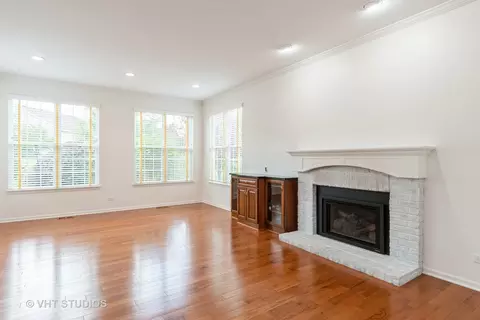 Living - 1177 Heathrow Ln, Aurora, IL 60502 photo 5 of 7