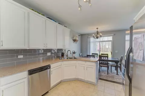 Kitchen - 24224 Leski Ln, Plainfield, IL 60585 photo 3 of 4
