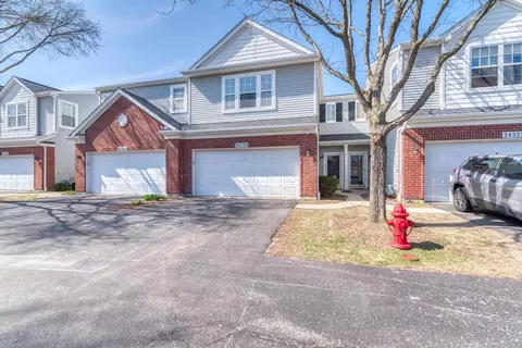 24224 Leski Ln, Plainfield, IL 60585
