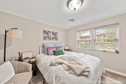 906 Howard St, Wheaton, IL 60187 photo 13