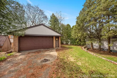 906 Howard St, Wheaton, IL 60187 photo 17