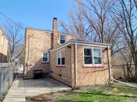 Exterior - 429 W 110th St, Chicago, IL 60628 photo 5 of 5