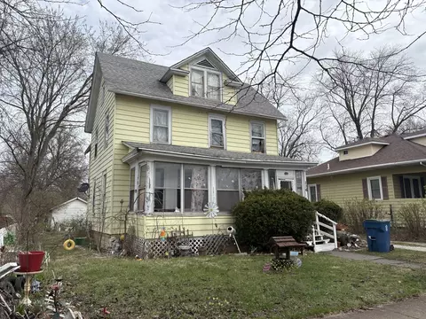 116 E Waupansie St, Dwight, IL 60420