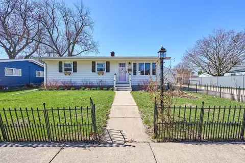 1408 Hulmes Dr, Dekalb, IL 60115