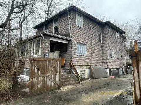 1221 E 72nd Pl, Chicago, IL 60619 photo 2