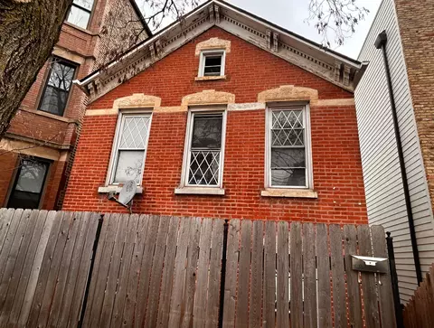1744 W 17th St, Chicago, IL 60608