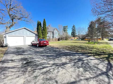 552 E Chicago St, Elgin, IL 60120