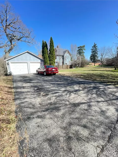 552 E Chicago St, Elgin, IL 60120 photo 3