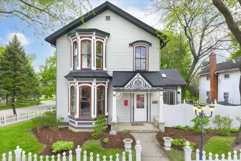 203 High St, West Chicago, IL 60185