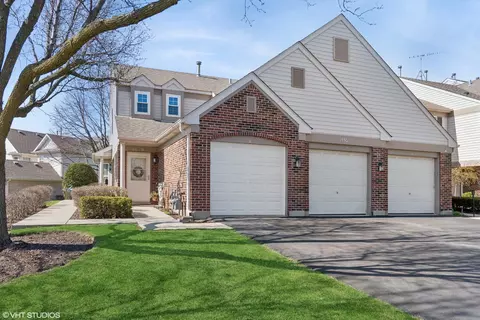 1750 Autumn Ave #A, Schaumburg, IL 60193