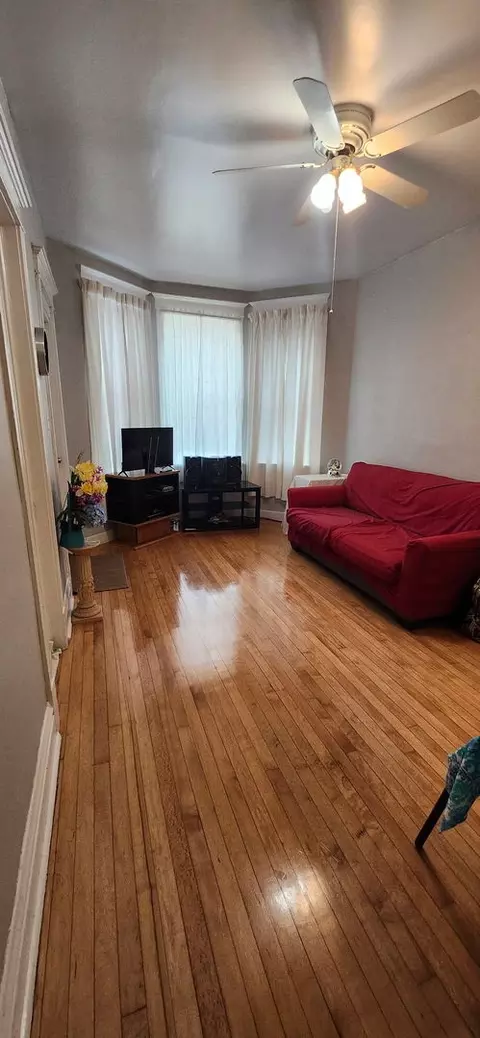 3125 W Pershing Rd, Chicago, IL 60632 photo 2
