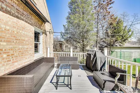 7407 W Main St, Niles, IL 60714 photo 32