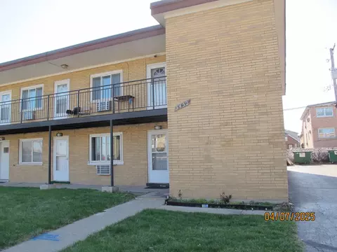 5430 S Massasoit Ave #4, Chicago, IL 60638