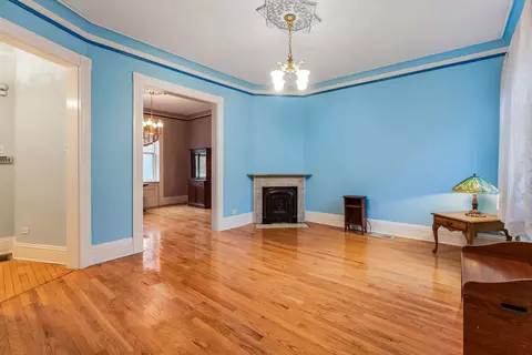 Living - 535 E 112th St, Chicago, IL 60628 photo 1 of 2