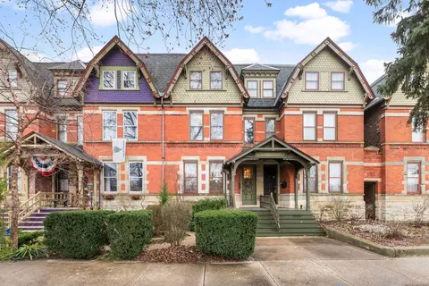 535 E 112th St, Chicago, IL 60628
