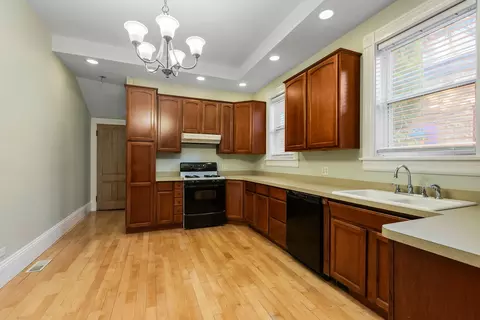 Kitchen - 535 E 112th St, Chicago, IL 60628 photo 2 of 2