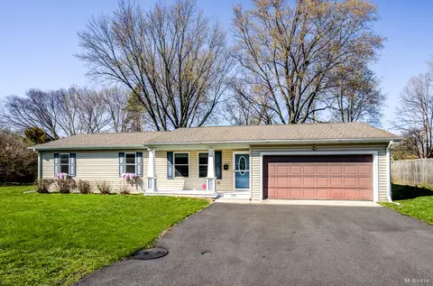 202 Hayden Ct, Wilmington, IL 60481