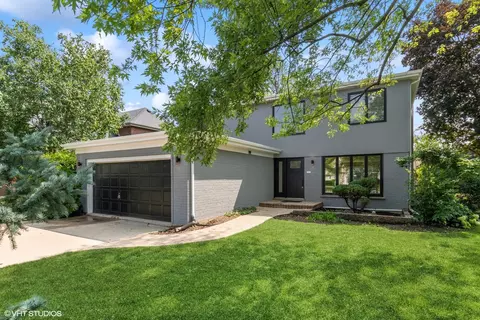 1003 Crystal Ct, Glenview, IL 60025