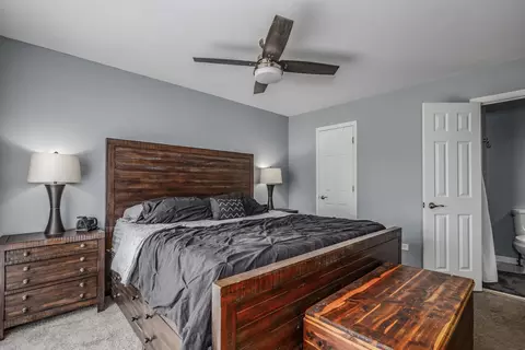 721 Adams St, Elgin, IL 60123 photo 9