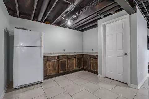 721 Adams St, Elgin, IL 60123 photo 16