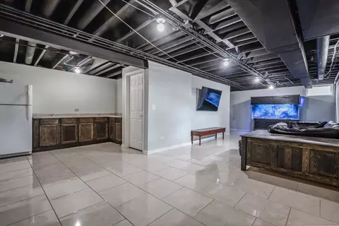 721 Adams St, Elgin, IL 60123 photo 15