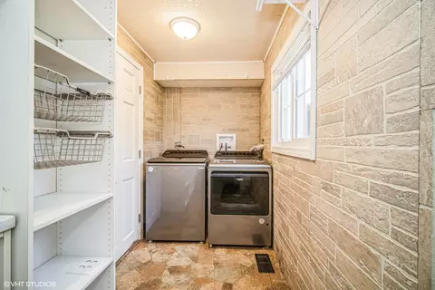 Other - 625 Baxter Ln, Hoffman Estates, IL 60169 photo 2 of 2