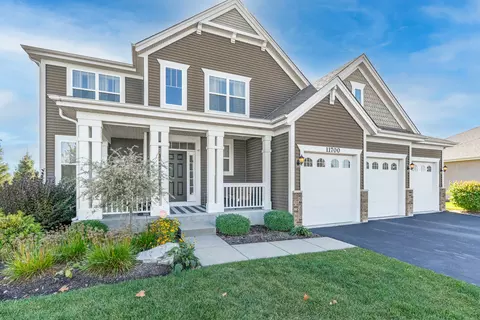 11700 Fitzgerald Ln, Huntley, IL 60142