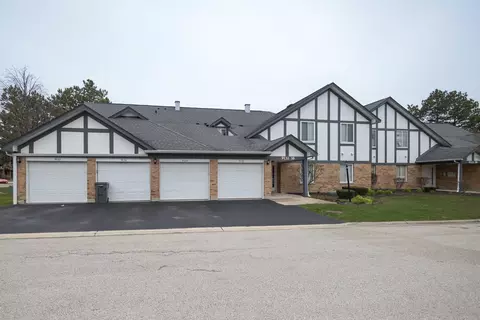 9132 Clairmont Ct #113, Orland Park, IL 60462