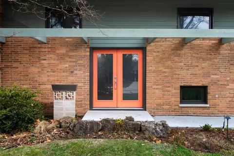 125 Maple Ln, Naperville, IL 60540 photo 4